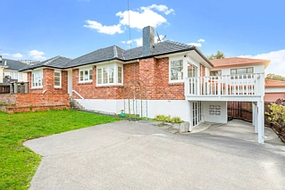 355 Blockhouse Bay Road, Blockhouse Bay, Auckland City