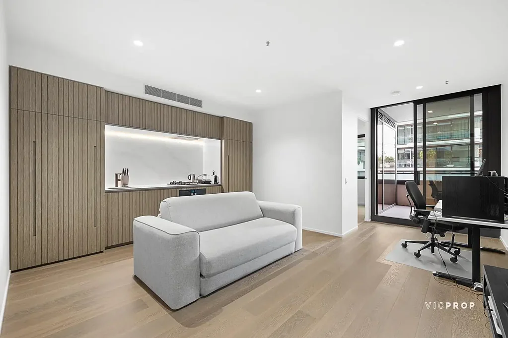 Abbotsford 1 Bedroom Sophistication in the Heart of Abbotsford