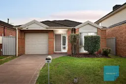 12 Yendon Close, Caroline Springs