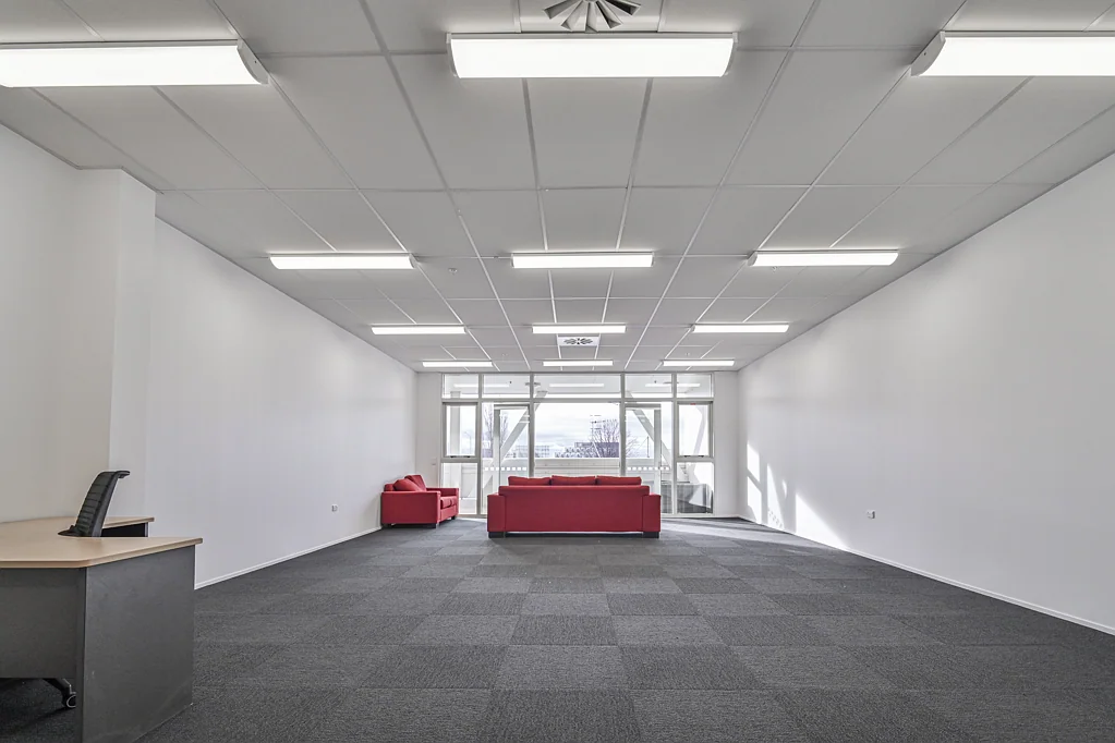 Onekawa For Lease – 117m² North-Facing Office with Deck | Prebensen Drive