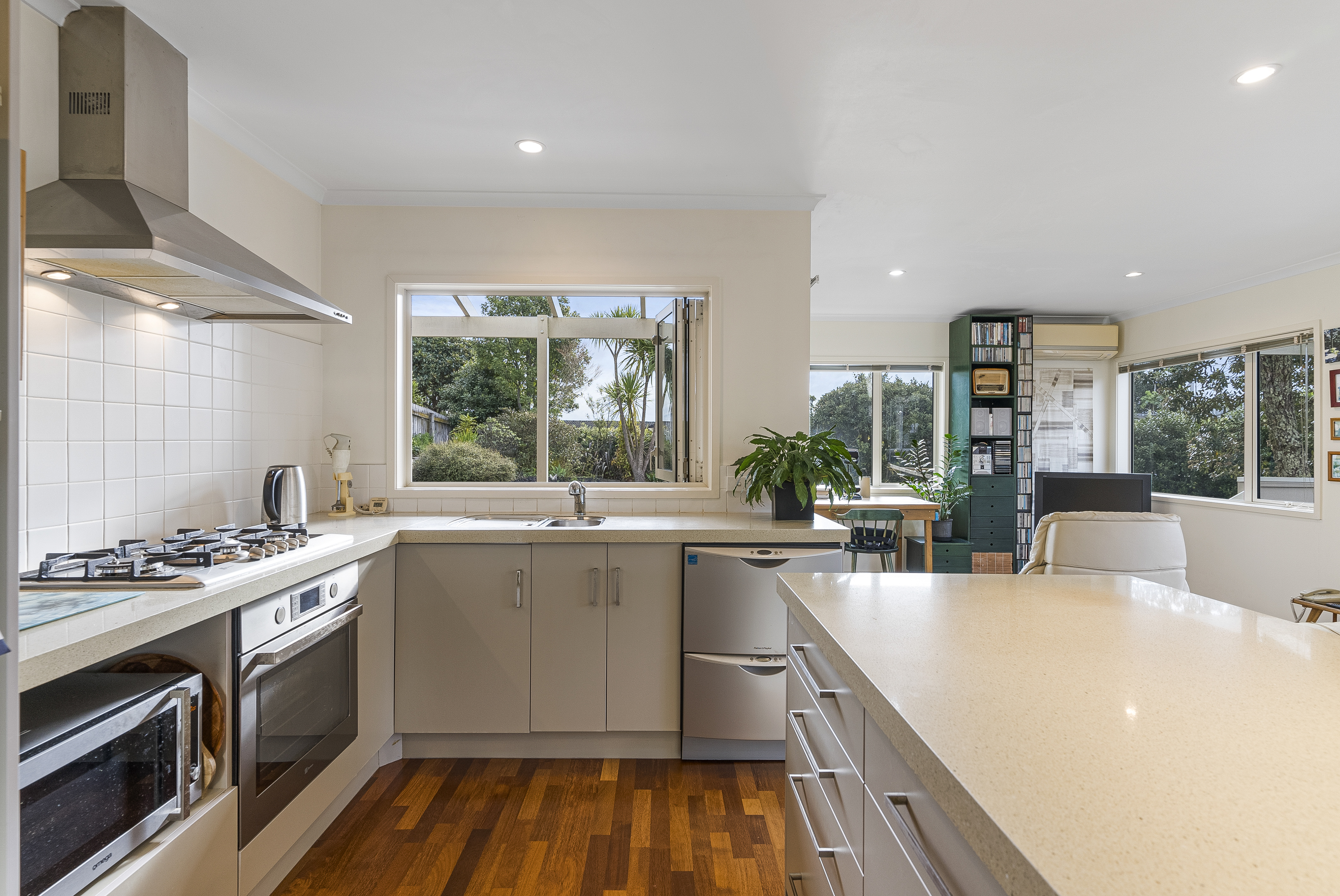 17 Oruamo Place, Beach Haven, Auckland - North Shore, 4 Schlafzimmer, 0 Badezimmer, House