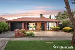 202 Lady Nelson Way, Taylors Lakes