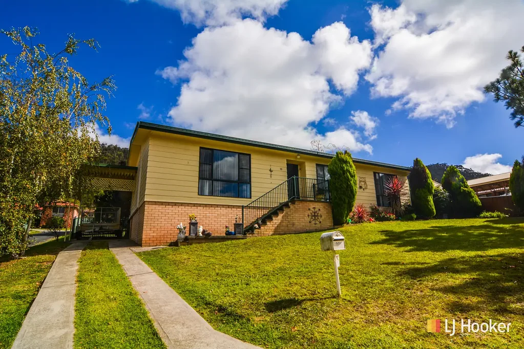 16 Wilton Close, Lithgow, NSW 2790