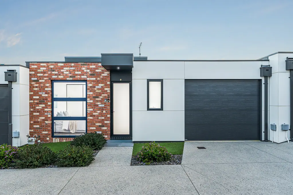Highton 2कमरा North Facing, Single-Level Townhouse in Highton