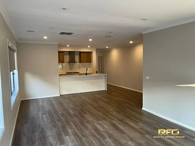 16 Hutton St, Deanside, VIC 3336, 4房, 2浴, House