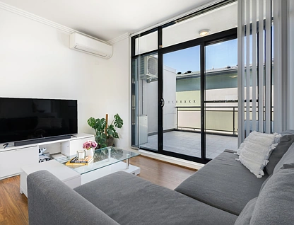 8/324-326 William Street, Kingsgrove, South Western Suburbs, 2 Kuwarto, 2 Banyo, Apartment