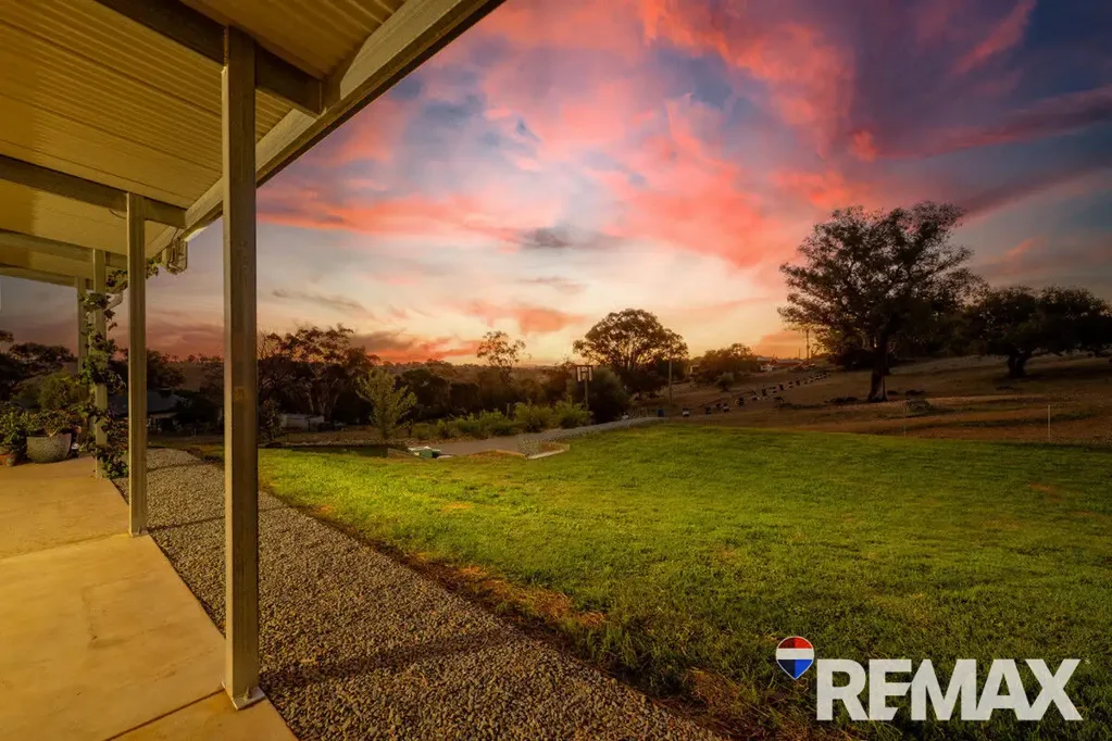 Junee 4ห้องนอน Semi- Rural Living With Modern Comfort