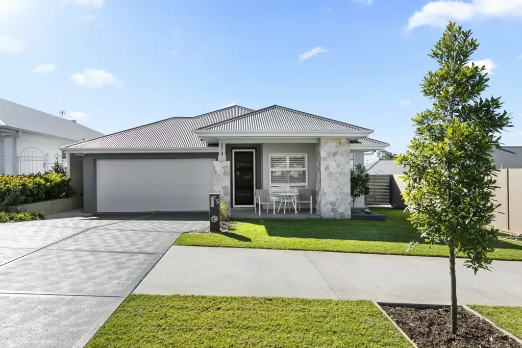 North Rothbury 4 Bedroom Luxury family haven in Katherine's Landing estate