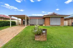 4 North Meadow Drive, Grafton