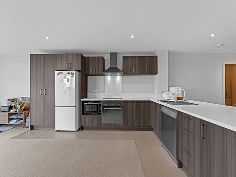 Albany 2房  Bright & Spacious Apartment in Central Albany