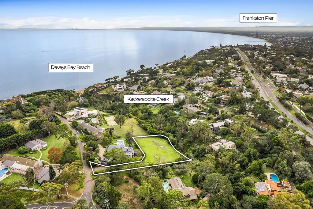 Mount Eliza A Rare Mount Eliza Offering