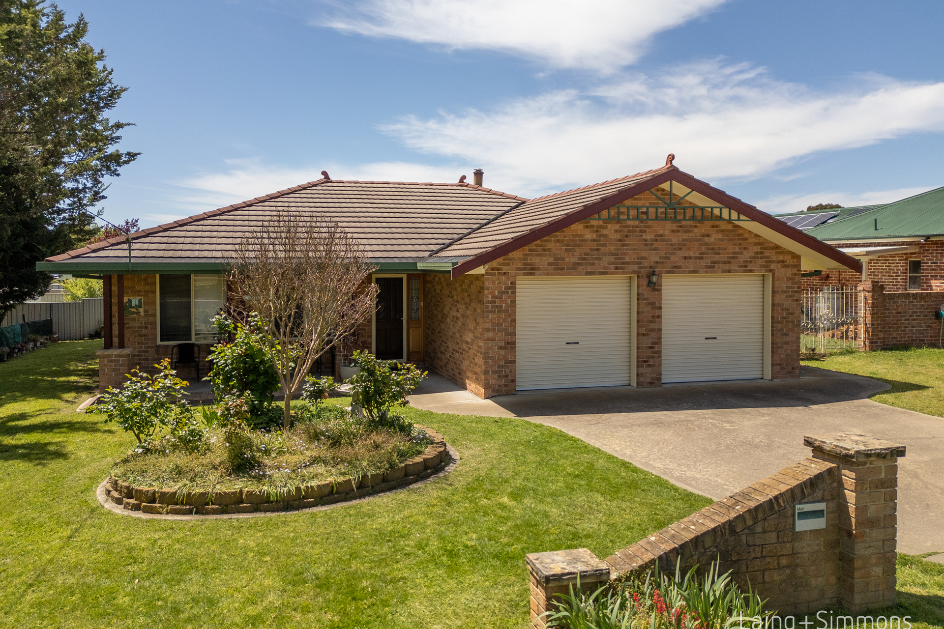 11 DUMARESQ ST, URALLA NSW 2358, 0 chambres, 0 salles de bain, House