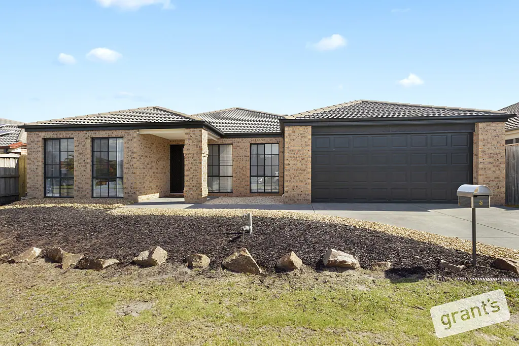 5 Wattle Valley Close, Lyndhurst, VIC 3975