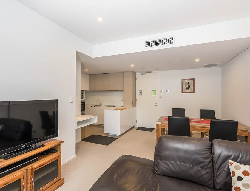 13/43 Wickham Street, East Perth, Perth CBD, 1 રૂમ, 1 બાથરૂમ, Apartment