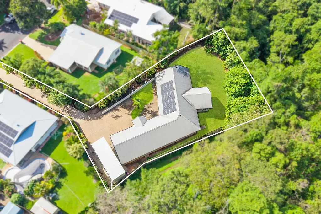 11 Benn Street, Brinsmead, QLD 4870
