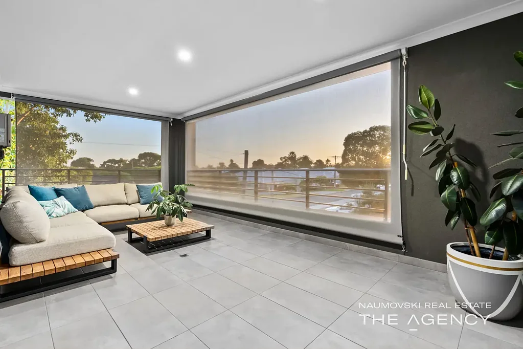 Westminster 2房  SIMPLY STUNNING TOP FLOOR APARTMENT LIVING!