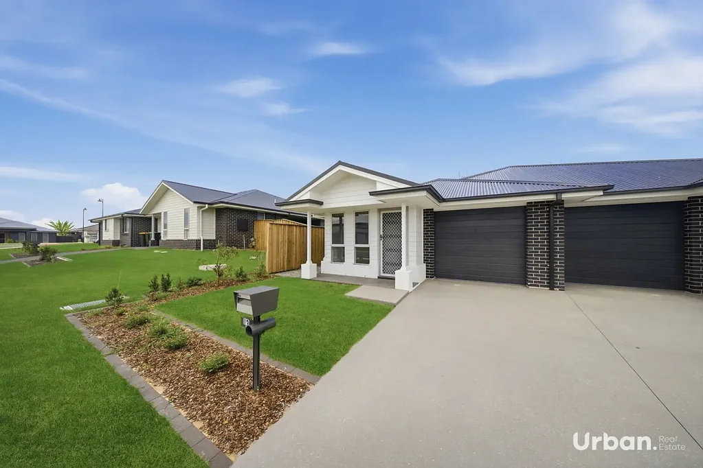 Chisholm 3બેડરૂમ Brand New Comfort & Convenience in Sought-After Waterford Estate