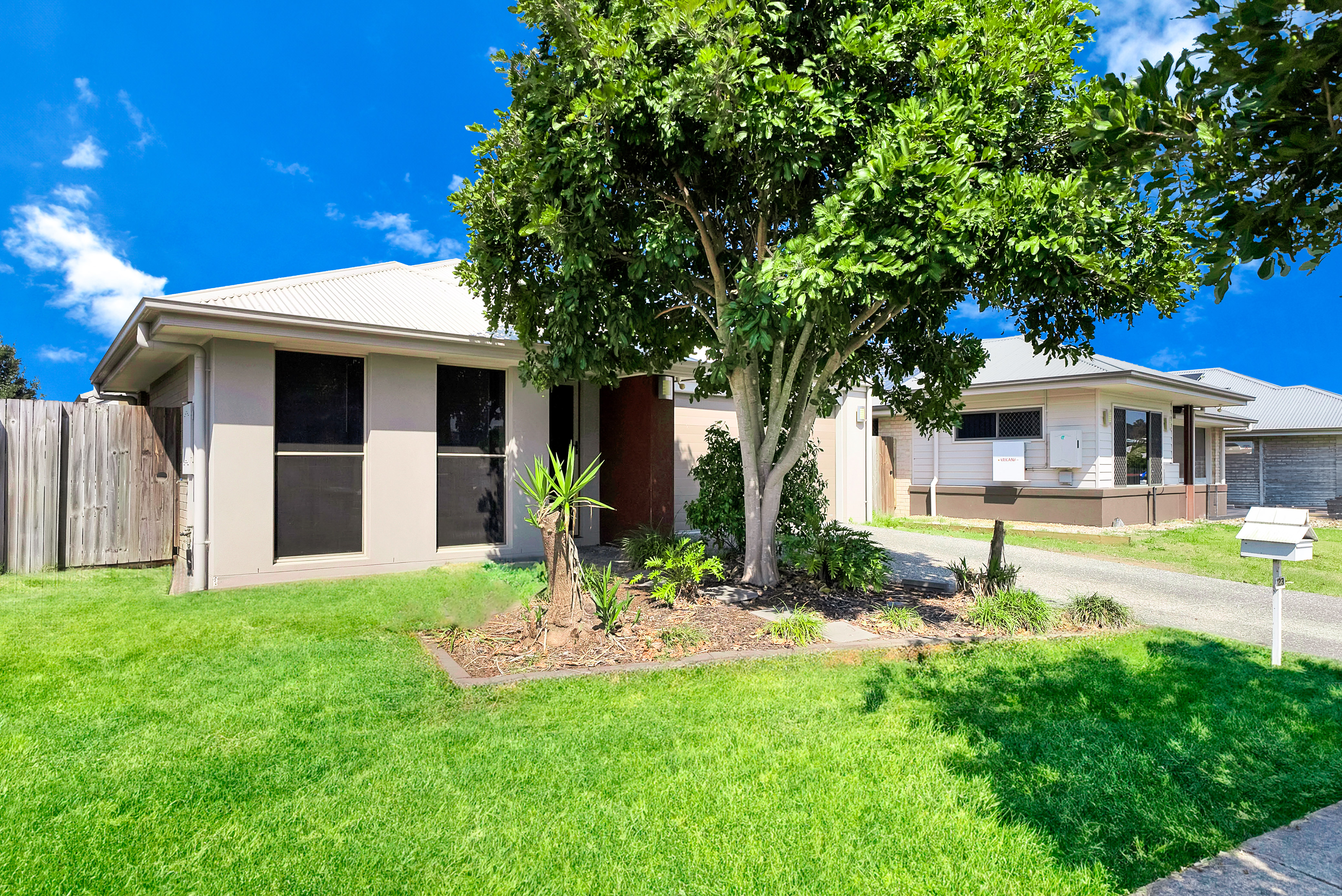 23 CASCADE ST, PIMPAMA QLD 4209, 0 침실, 0 욕실, House