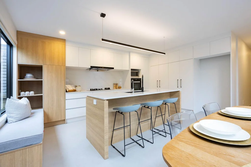 Orakei 5Moenga Modern Bayside Living in the Heart of Orakei