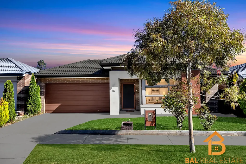 Strathtulloh 5ਬੈੱਡਰੂਮ Contemporary Family Living in a Sought-After Strathtulloh Location