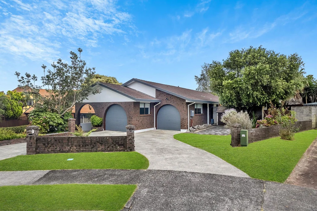 7 Catania Place, Conifer Grove, Papakura, Auckland