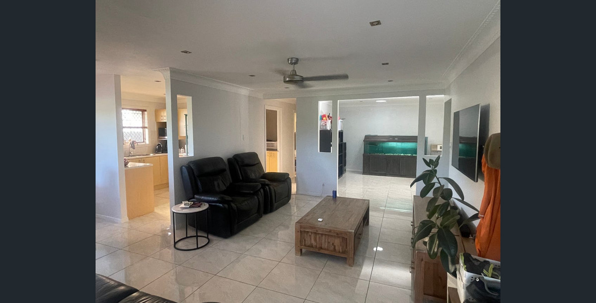 15 ROBINA ST, MARGATE QLD 4019, 0房, 0浴, House