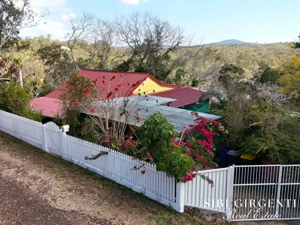 Herberton 3房  ✨Charming Eco-Retreat on Expansive Land in Heritage-Rich Herberton ✨