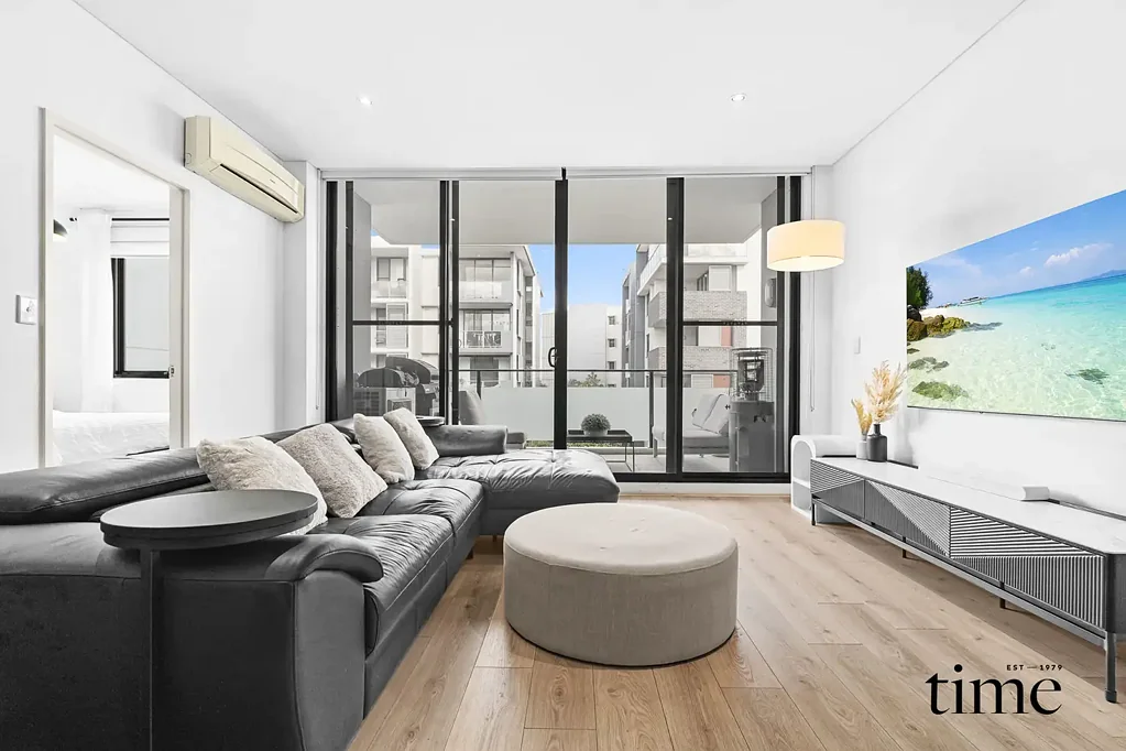 Campsie 1房 Clemton Park Village 地段 日常便利 精美装修 现代风格 开放式空间 宽敞阳台 豪华厨房 石材台面 独立书房 安全车位 储藏室 Sleek 1 Bed + Study in Clemton Park Village