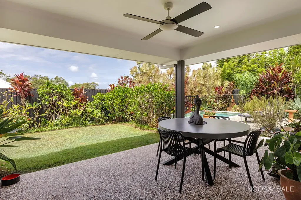 Noosaville 3Phòng ngủ Easy Living, Great Investment