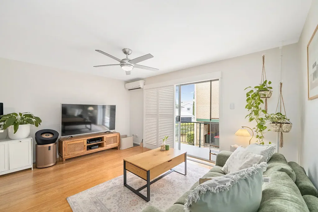 2/57 Collins Street, Clayfield, QLD 4011