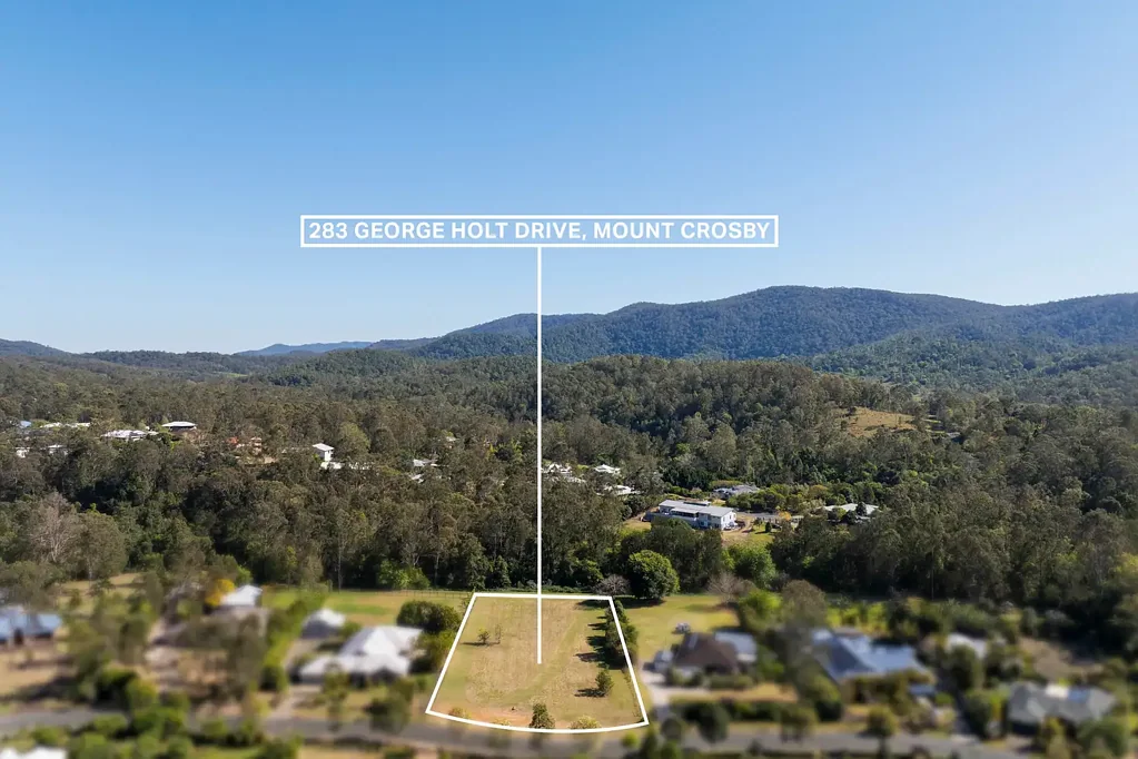 Mount Crosby RARE OFFERING - One of the last flat and usable blocks left in Mount Crosby + Stunning mountain views, Incredible opportunity for one lucky buyer !!