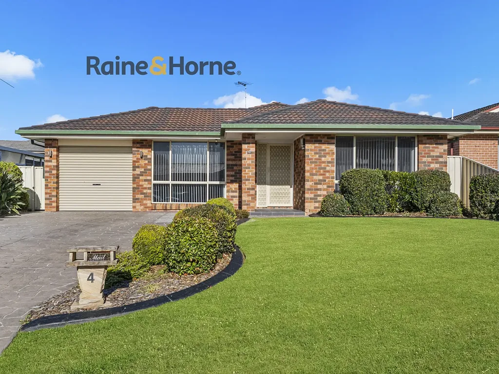 Spacious Family Home - AVAILABLE NOW