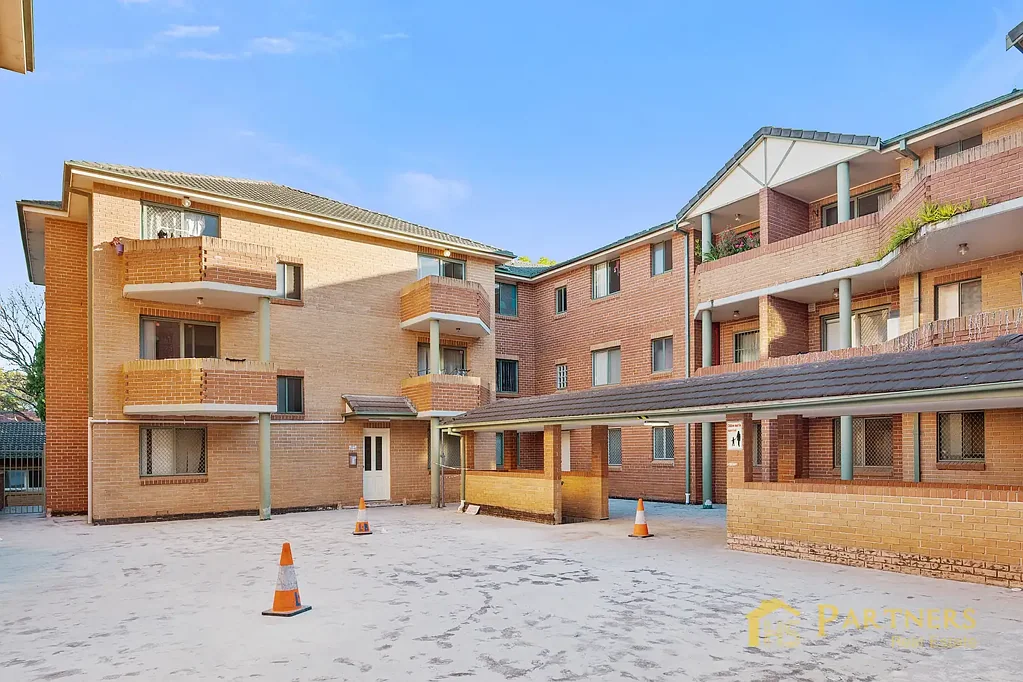 Regents Park 2Phòng ngủ Spacious Two Bed Apartment Everything at Your Doorstep