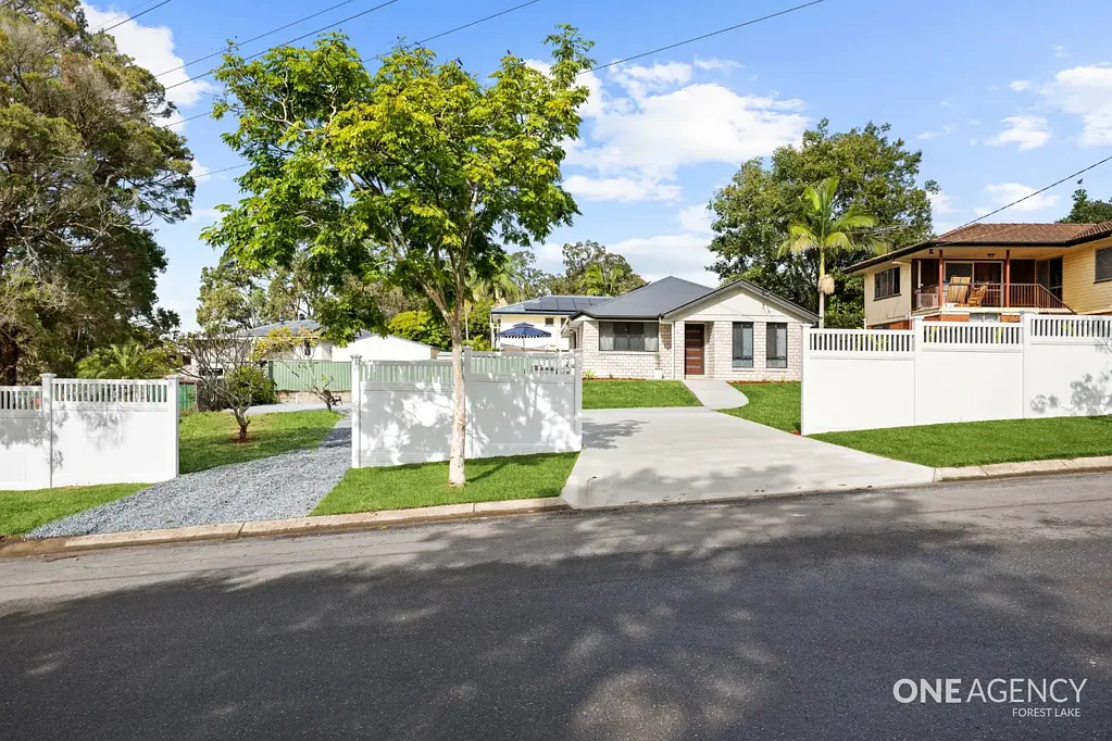 Durack 3 Slaapkamer Brand-New Family Home on a Massive 905m² Block
