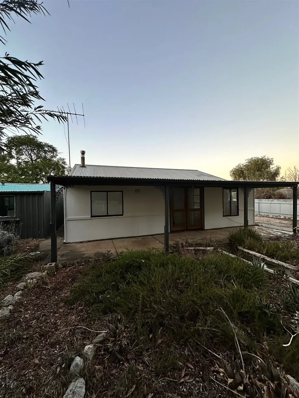 Coomandook 4房  Freshly Renovated 3-Bedroom Property  Ideal for Investment or First-Time Buyers!