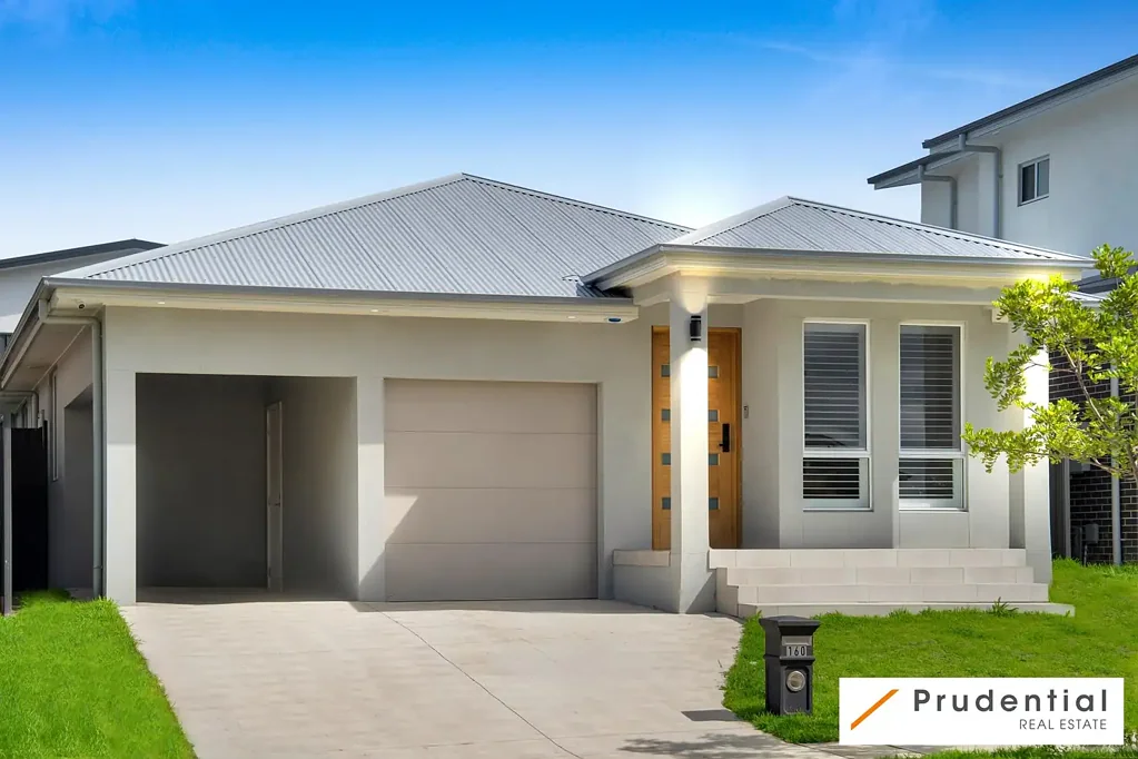 160 Copperfield Drive, Rosemeadow, NSW 2560