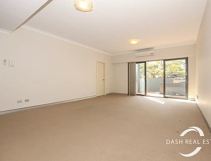 4/2 Walsh Loop, Joondalup, North West Perth, 2 Kuwarto, 2 Banyo, Apartment