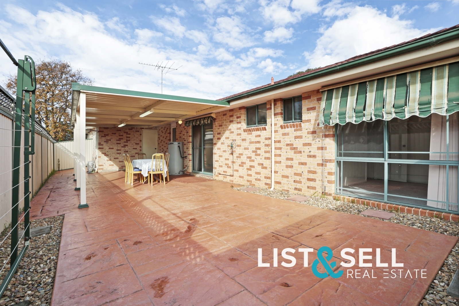 UNIT 1 17-19 PRITCHARD RD, MACQUARIE FIELDS NSW 2564, 0部屋, 0バスルーム, Unspecified