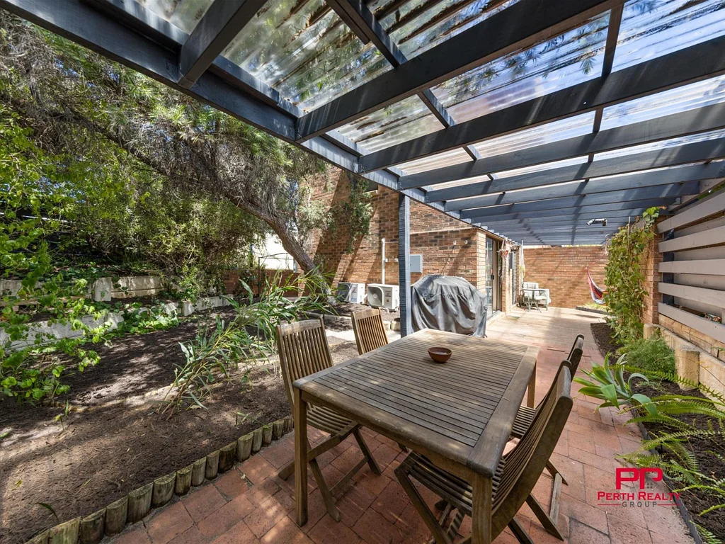 Maylands 2कमरा Spacious Townhouse with Garden Oasis & Pergola