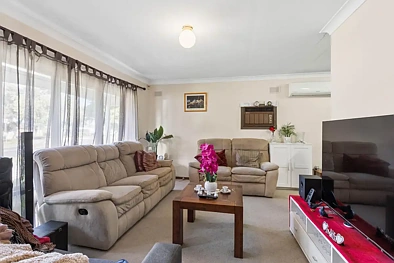 41 Eyre Crescent, Valley View, SA 5093, 3 Bedrooms, 1 Bathrooms, House
