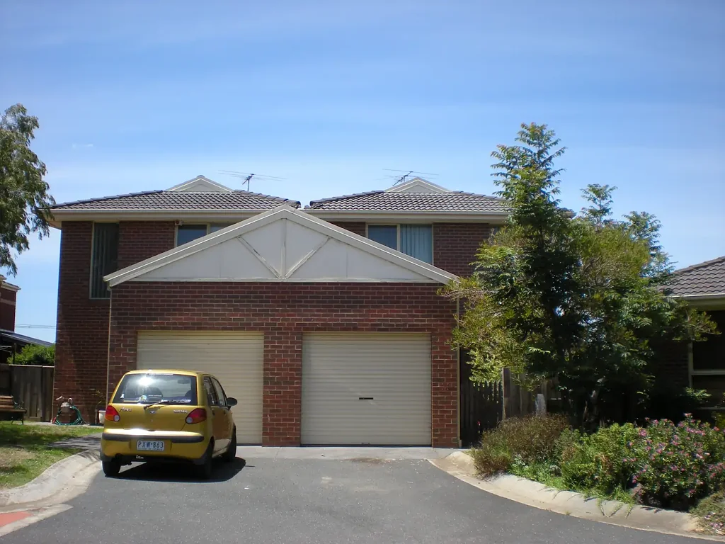 18 Village Avenue Taylors Lakes