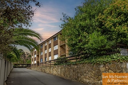 11/67 Derrima Road, Queanbeyan