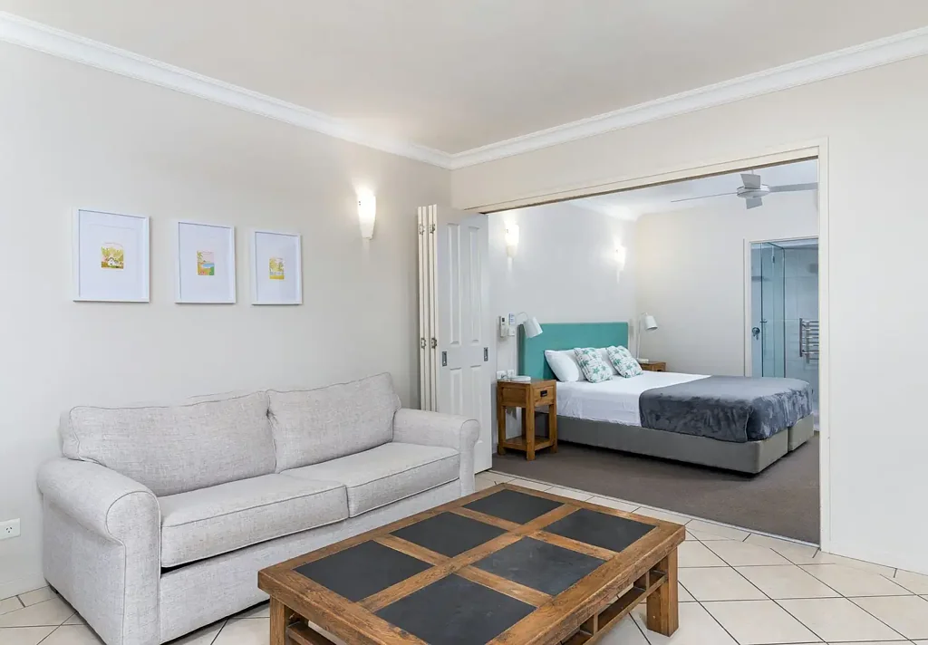 Port Douglas 1部屋 RARE RESIDENTIAL APARTMENT RIGHT IN TOWN
