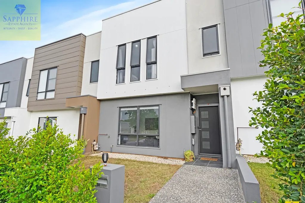 Stylish Terrace Home in the Heart of Strathpine