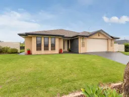 6 YUIN PL, Bega