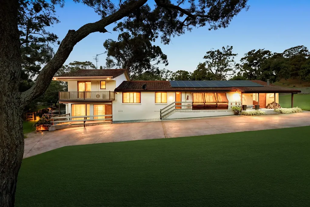 Menangle 4غرفة نوم Five Acres of Lifestyle, Dual Living & Canine Paradise