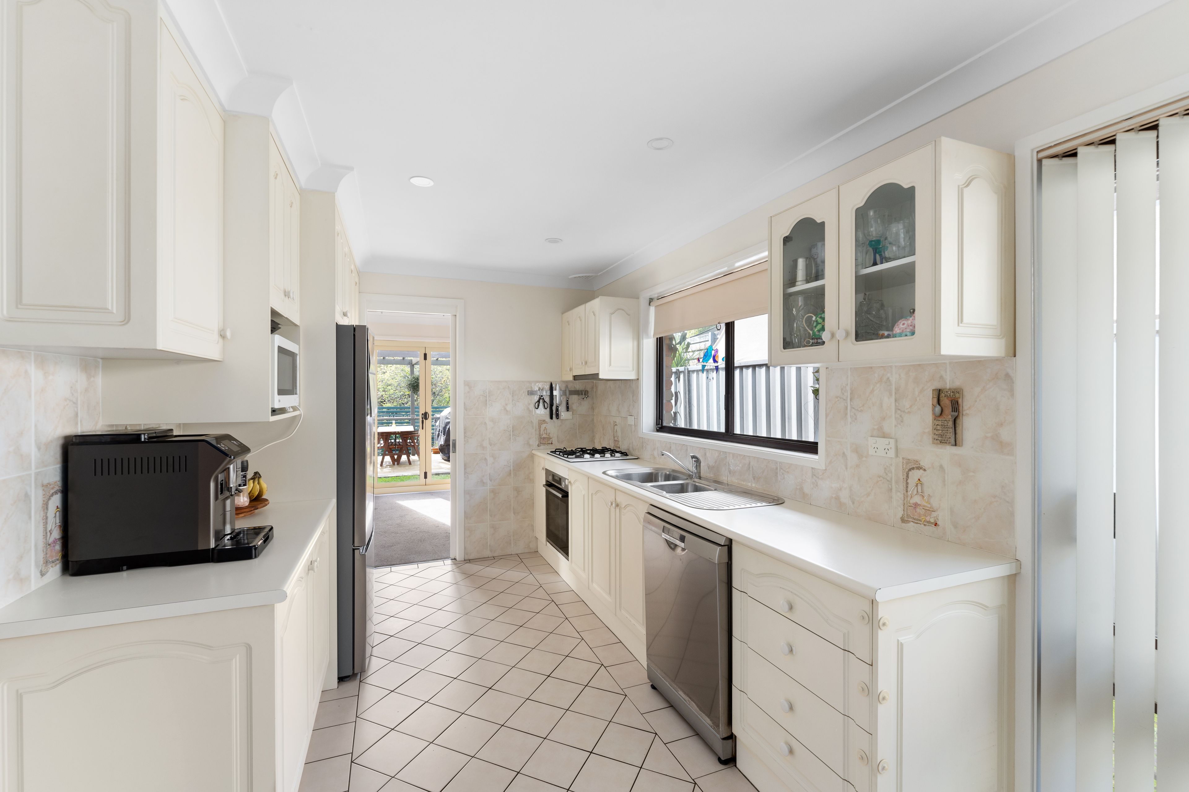 27 THE CRESCENT, HELENSBURGH NSW 2508, 0 chambres, 0 salles de bain, House