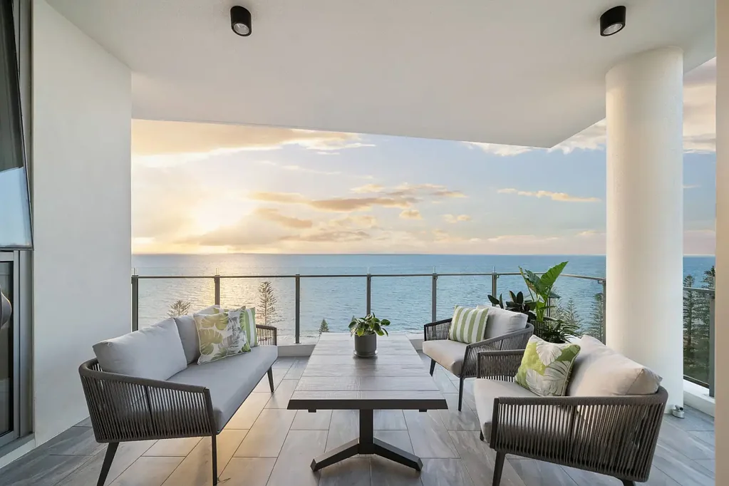 Redcliffe 3房  Rare Mirada Penthouse - Experience Unrivalled Coastal Luxury with Panoramic Ocean Views