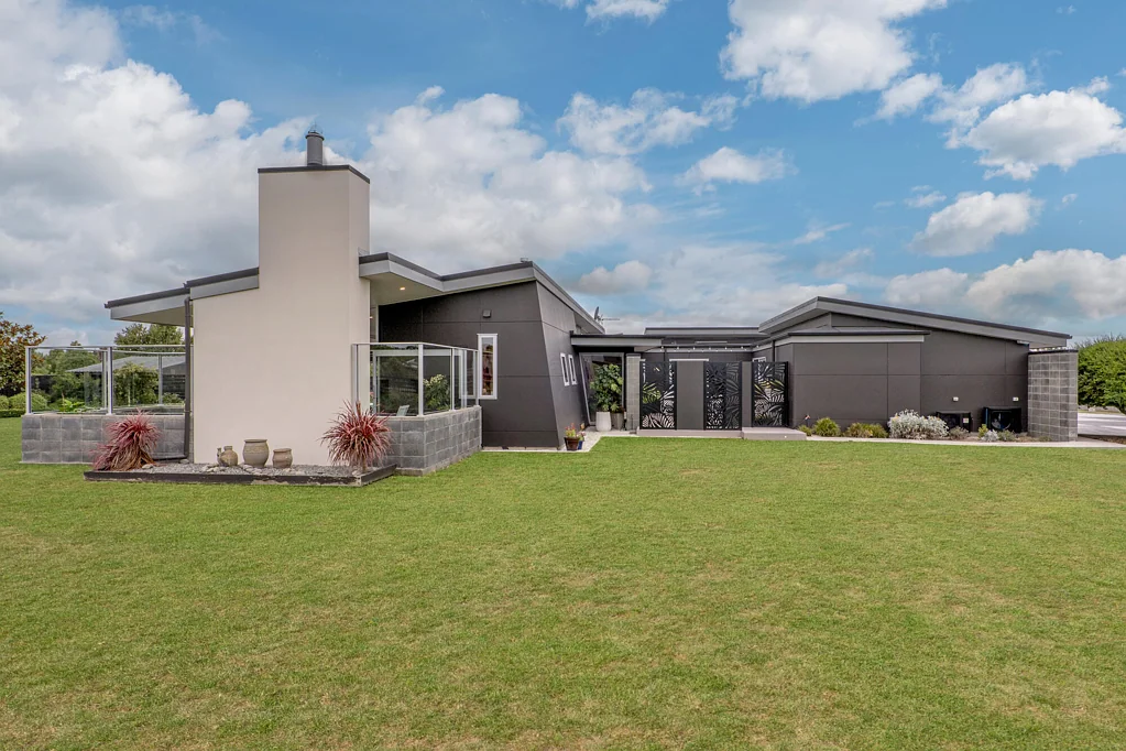 Swannanoa 4房  A Statement in Understated Luxury & Space