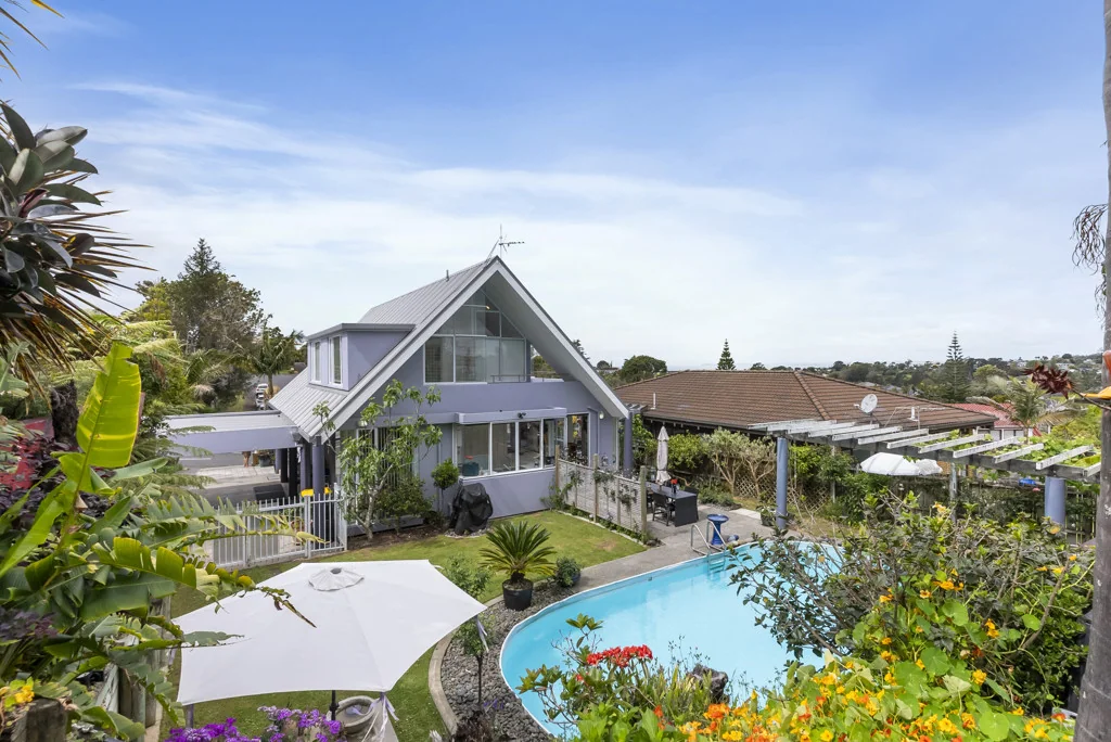 8 Lingham Crescent, Torbay, North Shore City, Auckland
